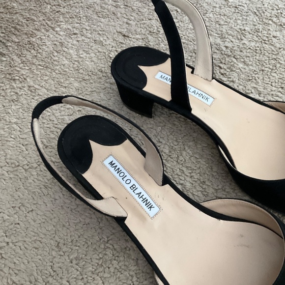Manolo Blahnik Aspro Suede Block-Heel Slingback Pump - Picture 5 of 10